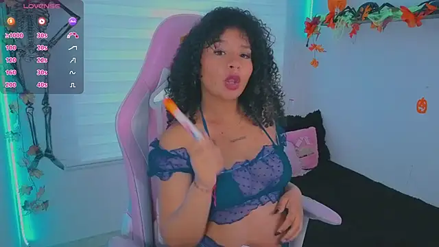 keyla roberts777 online show from 10/23/25, 09:02