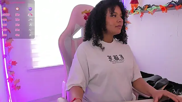 keyla roberts777 online show from 11/06/25, 06:53