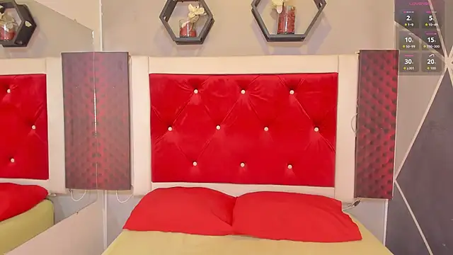 Karoll014 online show from 10/16/25, 11:55