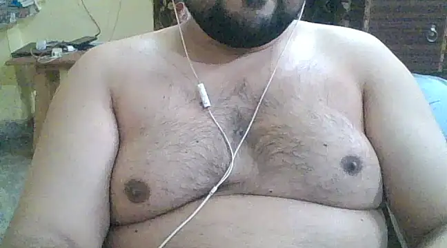Snapshot of ARYANAVAILABLE chatting on 02/13/25, 09:38 ARYANAVAILABLE online show from 02/13/25, 09:38