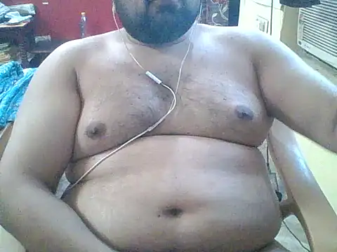 Snapshot of ARYANAVAILABLE chatting on 09/22/25, 10:39 ARYANAVAILABLE online show from 09/22/25, 10:39