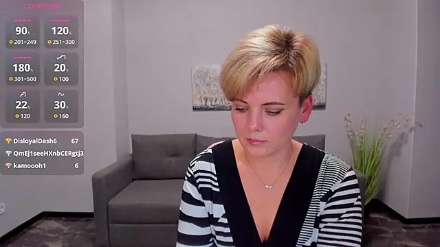 Snapshot of Julia_Wilsone chatting on 12/11/24, 05:37 Julia Wilsone online show from 12/11/24, 05:37