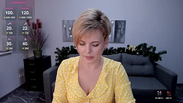 Snapshot of Julia_Wilsone chatting on 01/02/25, 04:02 Julia Wilsone online show from 01/02/25, 04:02