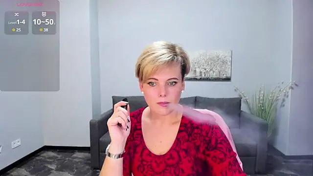 Snapshot of Julia_Wilsone chatting on 01/19/25, 01:01 Julia Wilsone online show from 01/19/25, 01:01