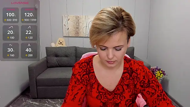 Snapshot of Julia_Wilsone chatting on 02/03/25, 07:07 Julia Wilsone online show from 02/03/25, 07:07