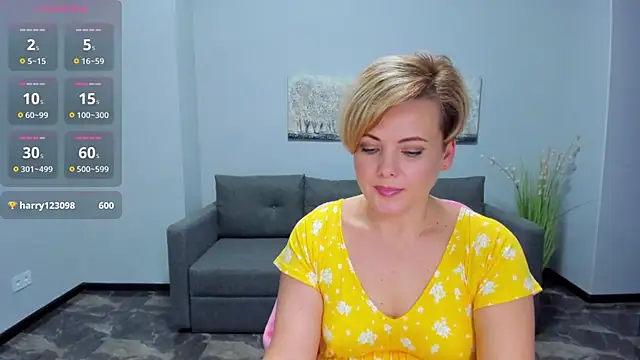 Snapshot of Julia_Wilsone chatting on 02/06/25, 04:03 Julia Wilsone online show from 02/06/25, 04:03
