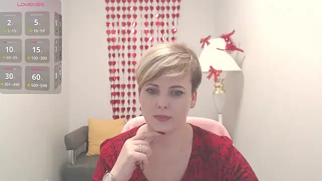 Snapshot of Julia_Wilsone chatting on 02/10/25, 01:11 Julia Wilsone online show from 02/10/25, 01:11
