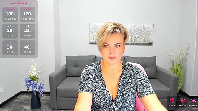 Snapshot of Julia_Wilsone chatting on 09/27/25, 05:34 Julia Wilsone online show from 09/27/25, 05:34