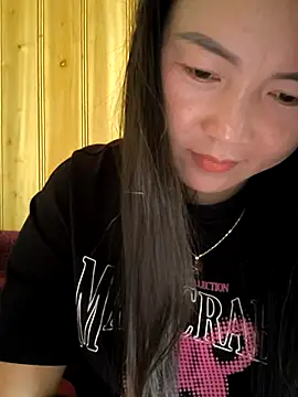 Sweetlove 77 online show from 10/19/25, 01:50