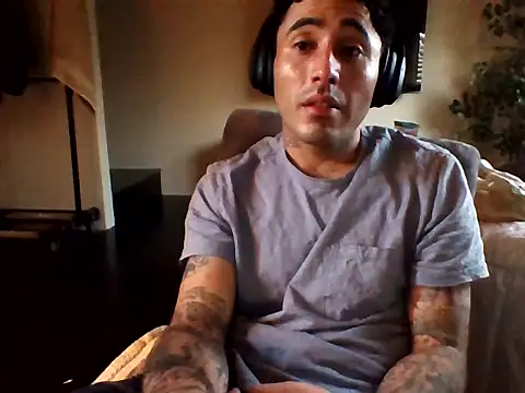 tengocanicas online show from 10/17/25, 12:47