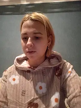 Gussie Bridie online show from 02/13/25, 02:31