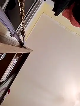 Gussie Bridie online show from 11/12/25, 04:46