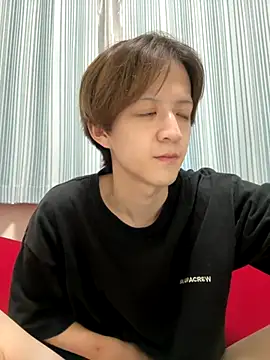 Snapshot of yuuuuma578 chatting on 11/13/25, 08:57 yuuuuma578 online show from 11/13/25, 08:57