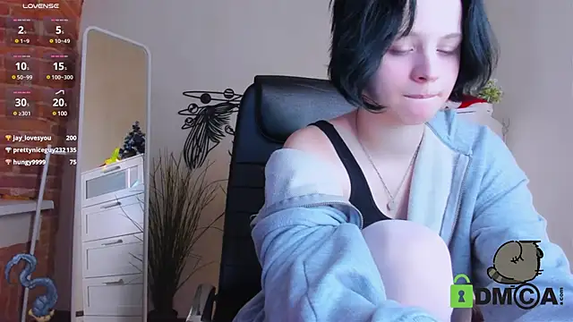 Alina Mills online show from 12/17/24, 04:53