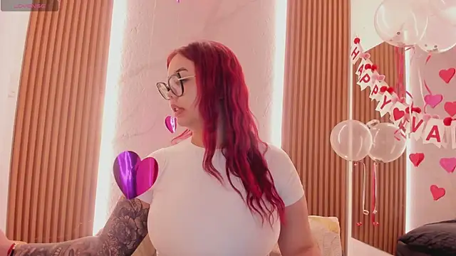 juicy led  online show from 02/15/25, 11:17