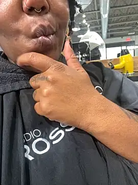 Goddess Nafeesha online show from 10/30/25, 05:24