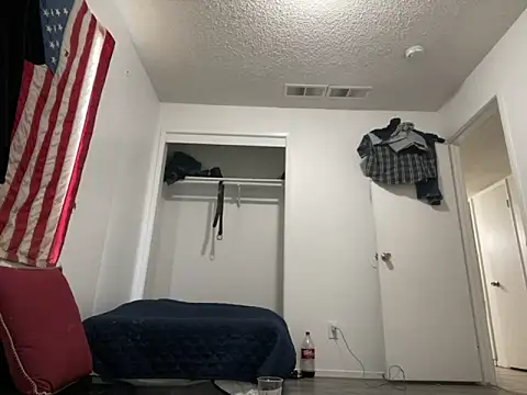 Snapshot of freakzmexx chatting on 03/04/25, 08:16 freakzmexx online show from 03/04/25, 08:16