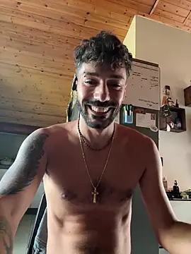 Snapshot of fisicato chatting on 09/16/25, 02:40 fisicato online show from 09/16/25, 02:40