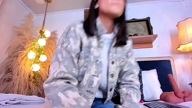 Alice milf  online show from 03/15/25, 11:29