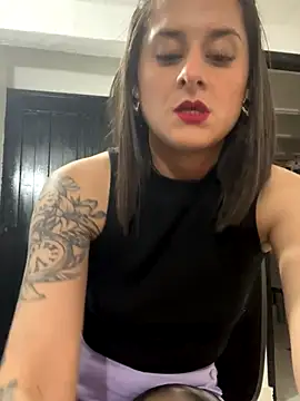 Alice milf  online show from 09/22/25, 11:12