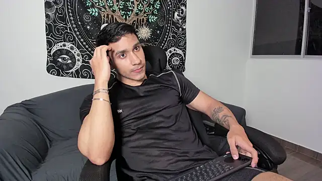 Snapshot of JayMarcos_ chatting on 03/17/25, 02:08 JayMarcos online show from 03/17/25, 02:08