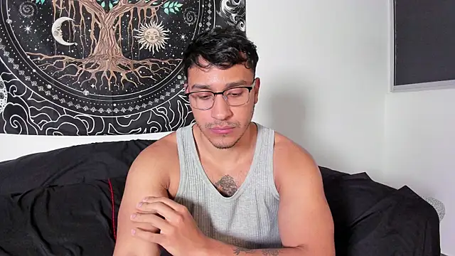 JayMarcos  online show from 10/18/25, 02:47