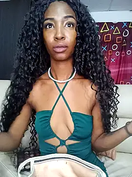 Snapshot of AbbyTomson chatting on 01/02/25, 12:46 AbbyTomson online show from 01/02/25, 12:46