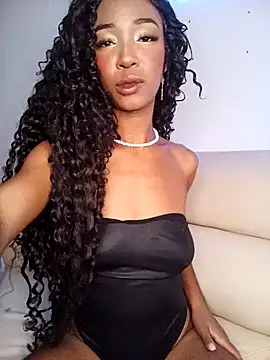 Snapshot of AbbyTomson chatting on 01/21/25, 02:15 AbbyTomson online show from 01/21/25, 02:15