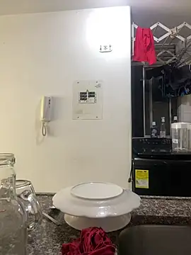 cloe small online show from 02/15/25, 03:28