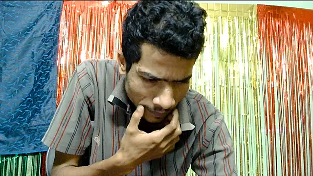 Snapshot of Alex_Suman25 chatting on 01/29/25, 12:56 Alex Suman25 online show from 01/29/25, 12:56