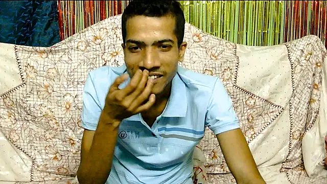 Snapshot of Alex_Suman25 chatting on 02/13/25, 06:16 Alex Suman25 online show from 02/13/25, 06:16