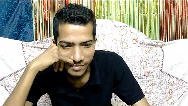 Snapshot of Alex_Suman25 chatting on 02/15/25, 10:11 Alex Suman25 online show from 02/15/25, 10:11
