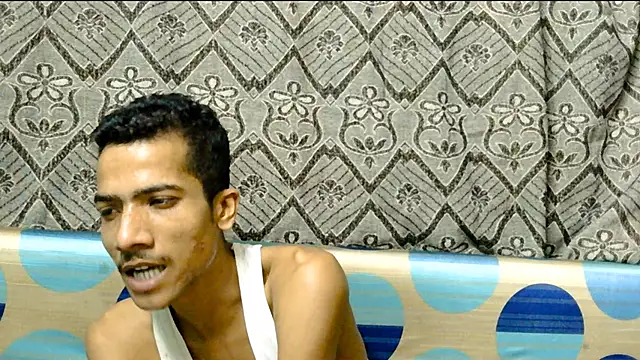 Snapshot of Alex_Suman25 chatting on 02/18/25, 05:10 Alex Suman25 online show from 02/18/25, 05:10