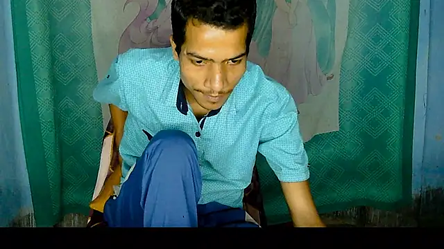 Snapshot of Alex_Suman25 chatting on 03/21/25, 03:02 Alex Suman25 online show from 03/21/25, 03:02