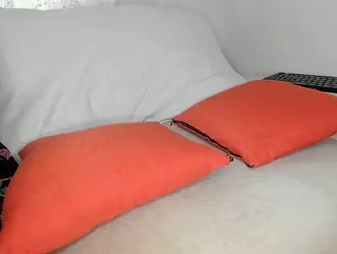 Snapshot of Mamii_water chatting on 10/21/25, 10:38 Mamii water online show from 10/21/25, 10:38