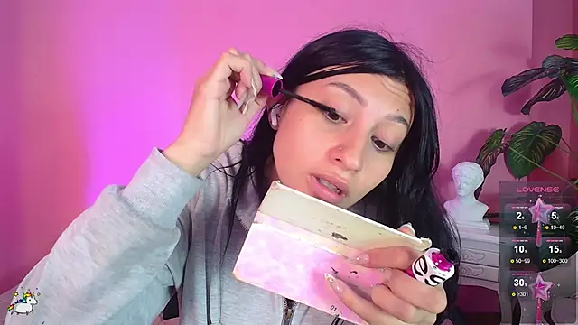 Nicolette ks  online show from 01/08/25, 01:41