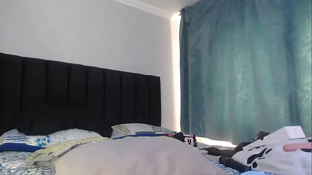 Nicolette ks  online show from 01/29/25, 07:43