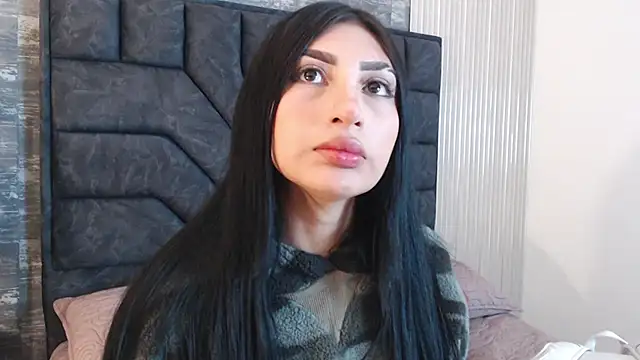 Nicolette ks  online show from 10/22/25, 03:40