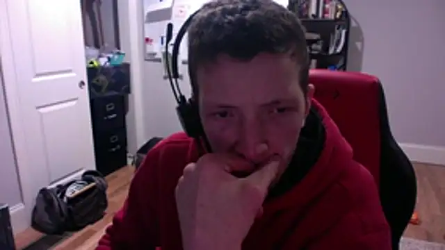 Matthew Brennan online show from 12/02/25, 05:46