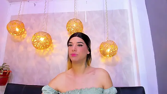 Snapshot of victoria_aleia_ chatting on 12/16/24, 08:48 victoria aleia online show from 12/16/24, 08:48