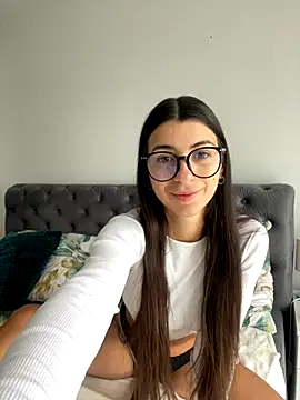 Wildberry  online show from 10/02/25, 07:48