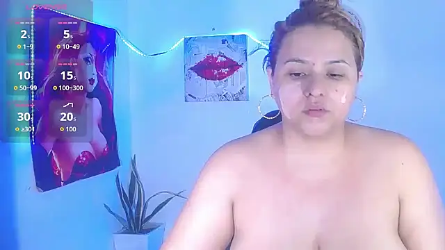 Snapshot of Charlotte_mh chatting on 09/30/25, 12:15 Charlotte mh online show from 09/30/25, 12:15