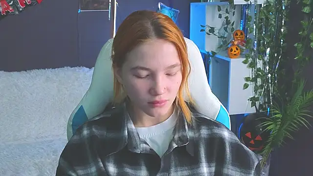 erikabrian online show from 11/01/25, 02:35