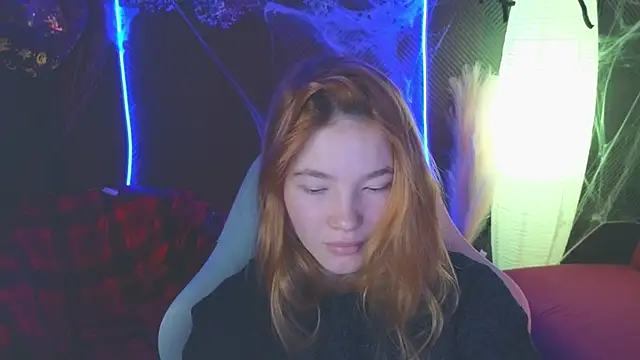 erikabrian online show from 11/02/25, 02:03