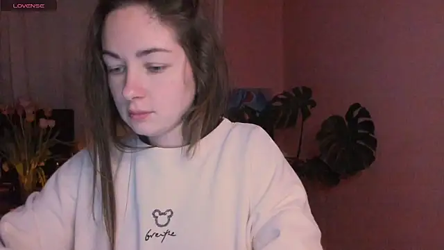 Snapshot of cClandesTina chatting on 03/12/25, 09:35 cClandesTina online show from 03/12/25, 09:35