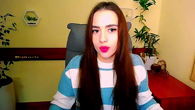 Snapshot of _your_fantasy_girl chatting on 12/03/24, 10:28 your fantasy girl online show from 12/03/24, 10:28