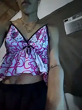 The-quee22 online show from 11/20/25, 06:51