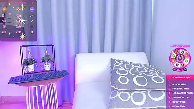 Snapshot of Lucyortiz_ chatting on 12/02/24, 09:39 Lucyortiz online show from 12/02/24, 09:39