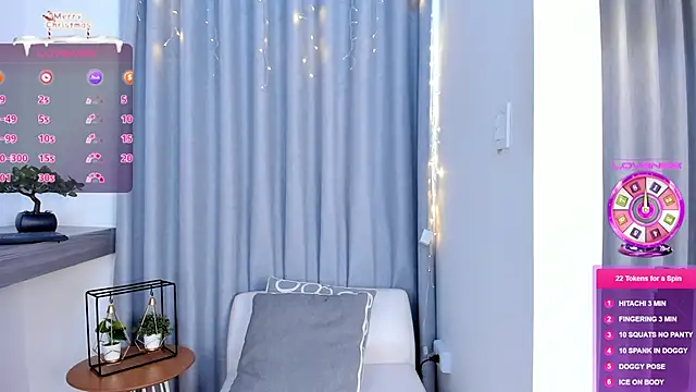 Snapshot of Lucyortiz_ chatting on 12/28/24, 03:37 Lucyortiz online show from 12/28/24, 03:37
