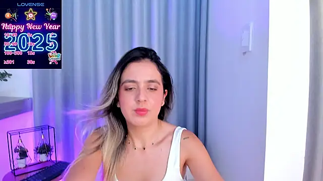 Snapshot of Lucyortiz_ chatting on 01/07/25, 05:53 Lucyortiz online show from 01/07/25, 05:53
